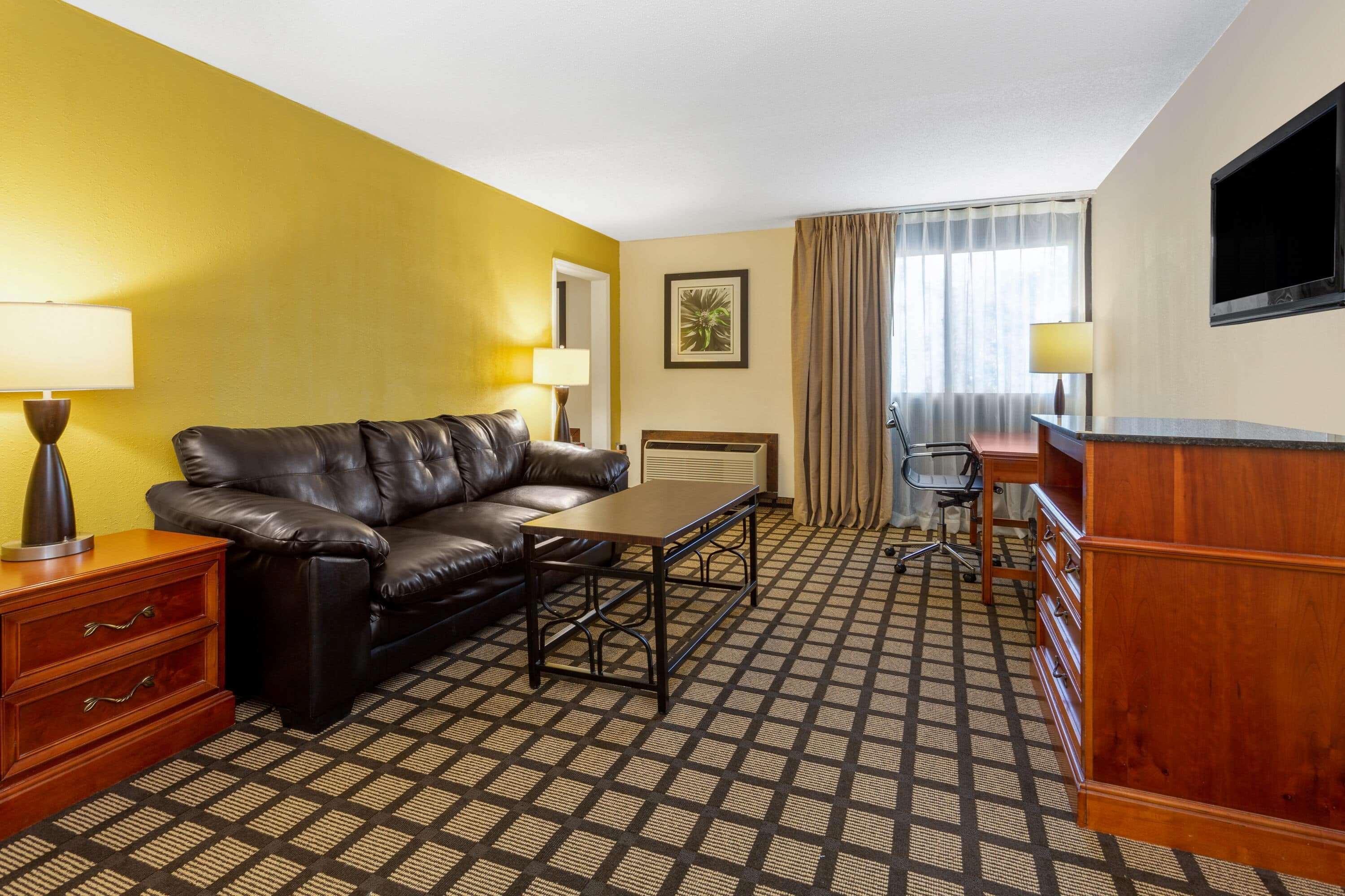 Baymont By Wyndham Queensbury/Lake George Buitenkant foto